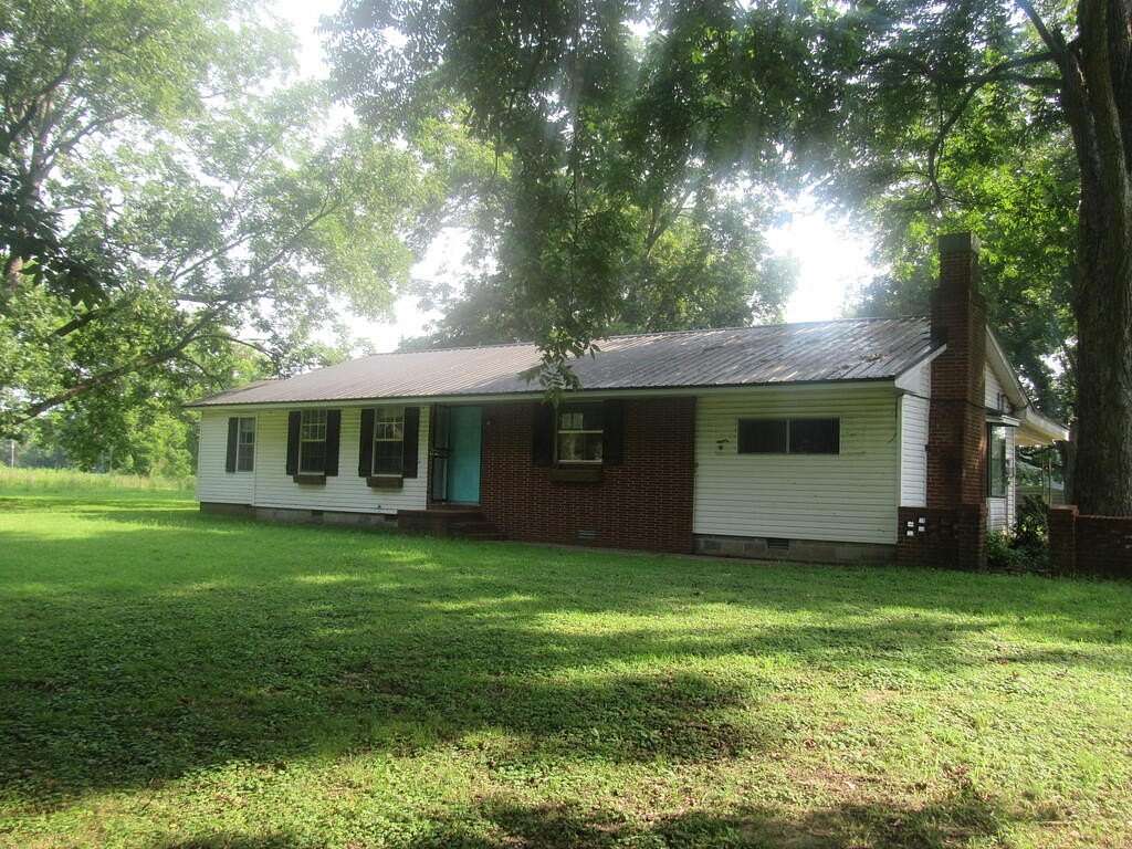 14.6 Acres of Land with Home for Sale in Lexa, Arkansas