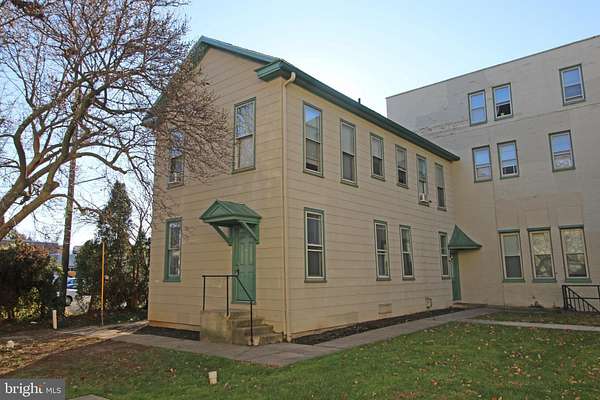2 Acres of Land with Home for Lease in Mechanicsburg, Pennsylvania