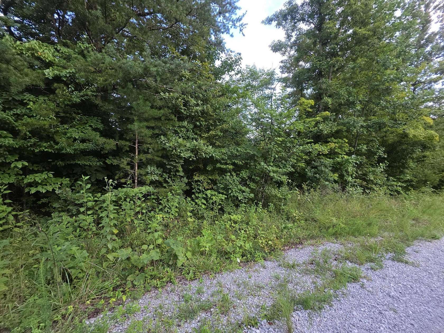 1 Acre of Residential Land for Sale in Somerset, Kentucky