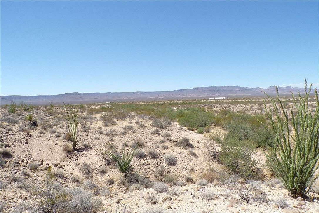 4.7 Acres of Residential Land for Sale in Golden Valley, Arizona