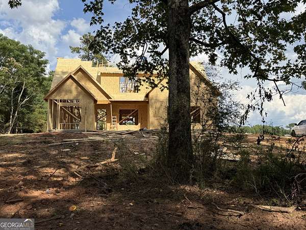 6.55 Acres of Land with Home for Sale in Williamson, Georgia