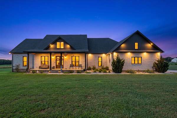 3.39 Acres of Land with Home for Sale in Unionville, Tennessee