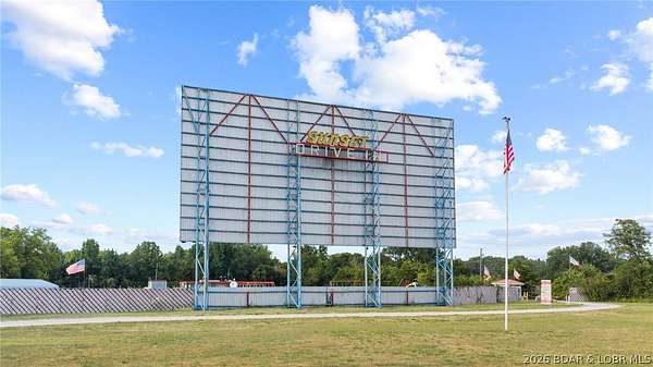 5.2 Acres of Improved Commercial Land for Sale in Aurora, Missouri