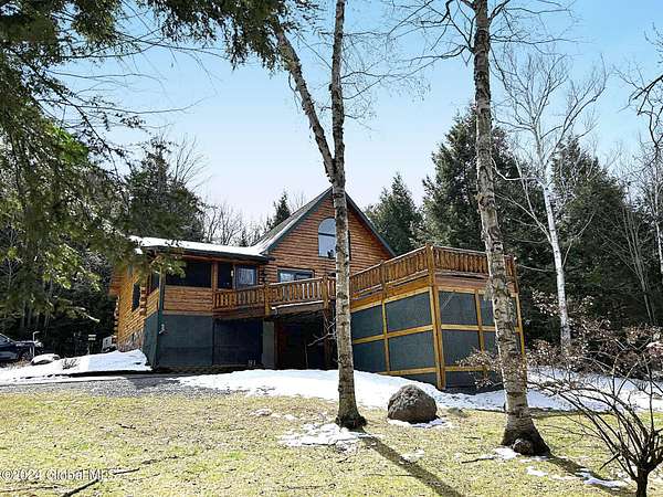 1.5 Acres of Land with Home for Lease in Lake George, New York