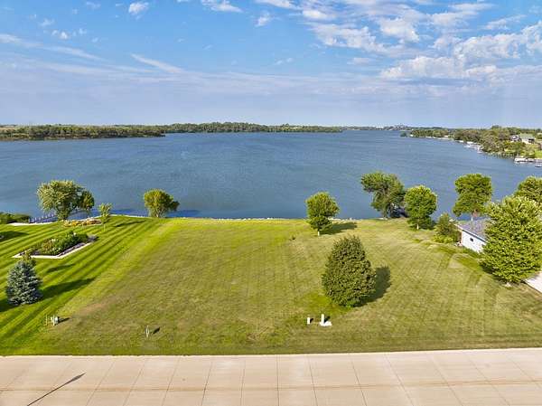 0.42 Acres of Residential Land for Sale in Lake Park, Iowa