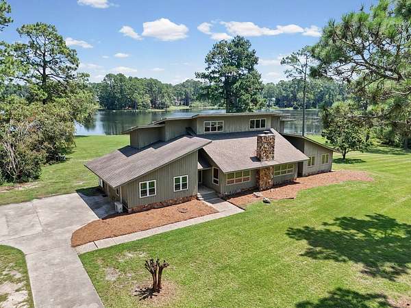 3.5 Acres of Land with Home for Sale in Tifton, Georgia