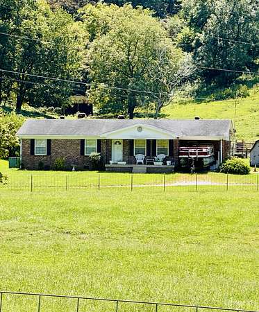 22.8 Acres of Agricultural Land with Home for Sale in Franklin, Tennessee