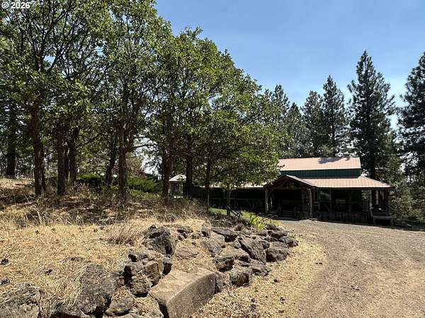 20 Acres of Land with Home for Sale in Goldendale, Washington
