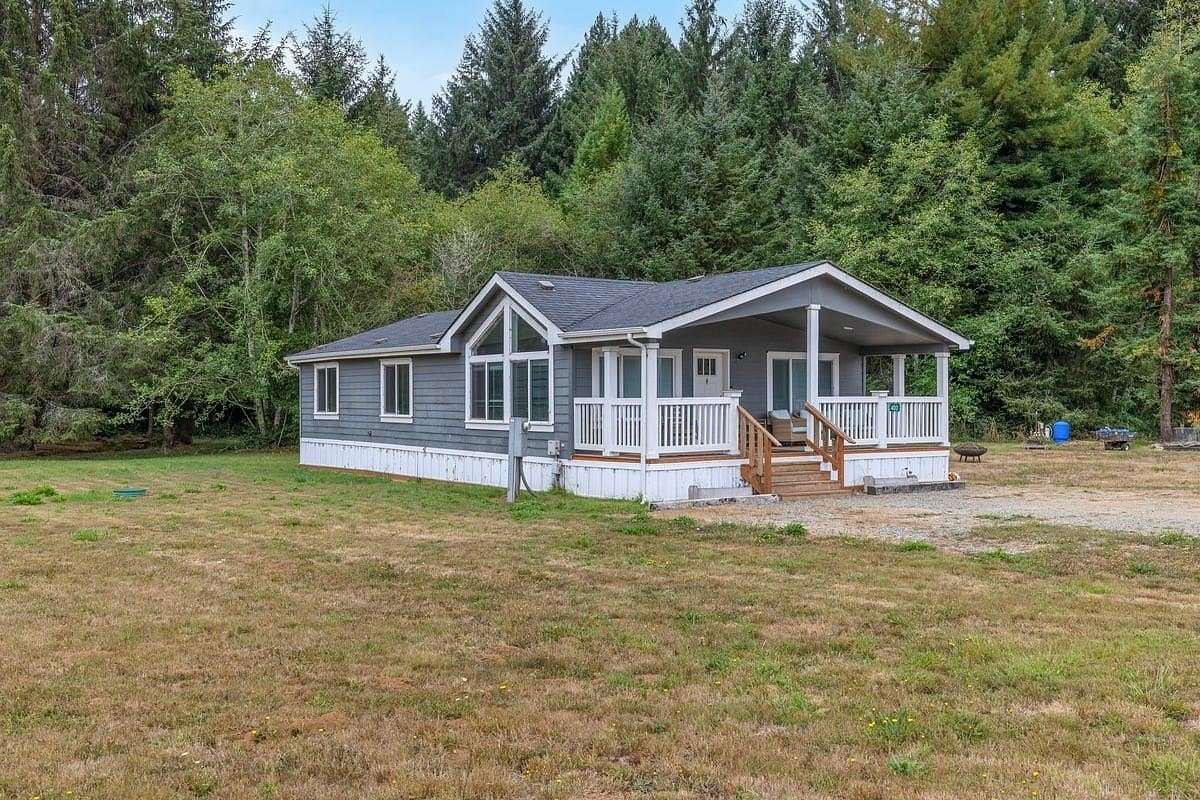 3.25 Acres of Land with Home for Sale in Crescent City, California