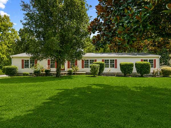 5 Acres of Land with Home for Sale in Columbia, Tennessee