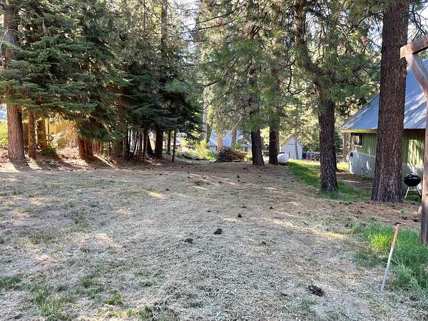 0.12 Acres of Residential Land for Sale in Fish Camp, California
