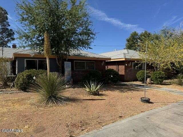 2.38 Acres of Land with Home for Sale in Lancaster, California