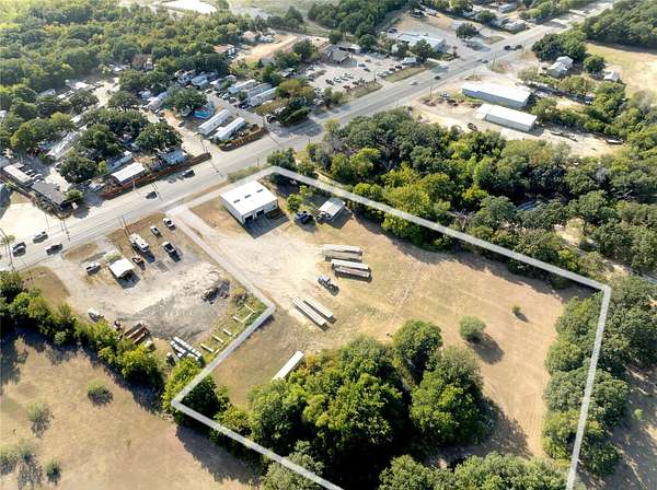 3.32 Acres of Commercial Land for Sale in Corsicana, Texas