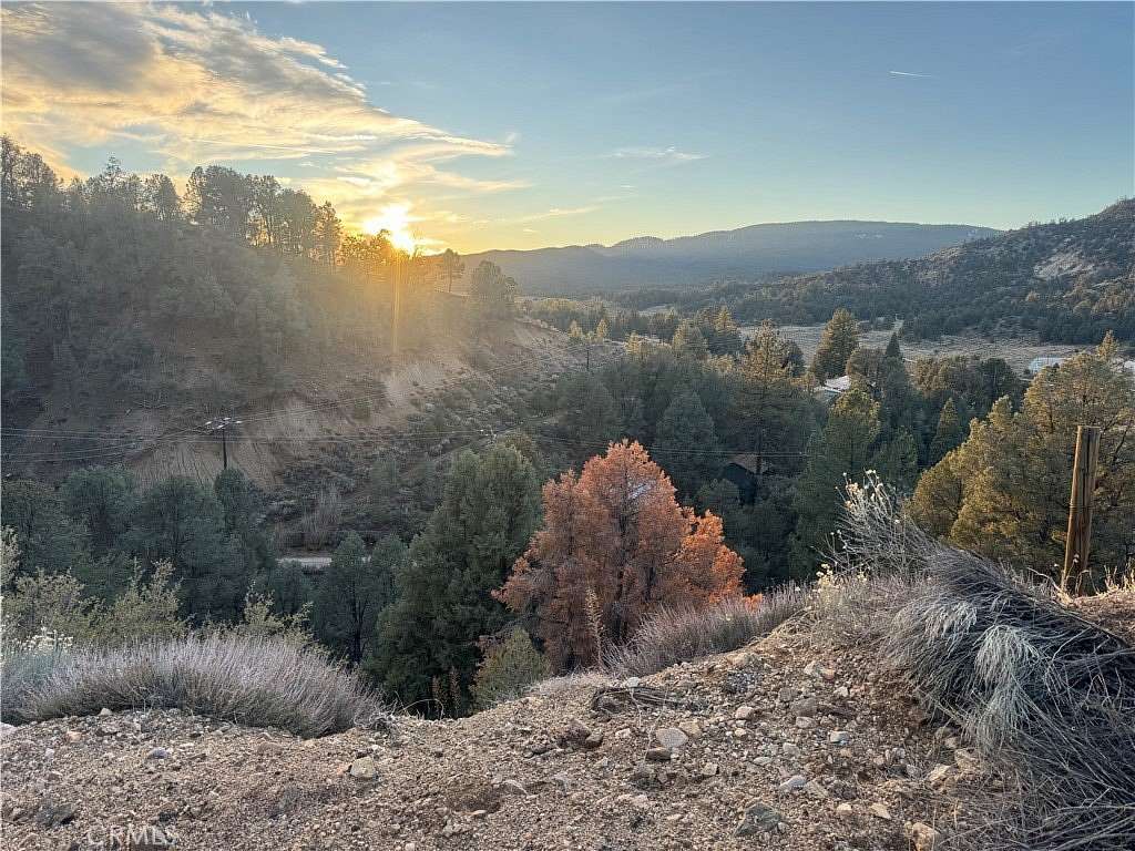 0.25 Acres of Residential Land for Sale in Frazier Park, California