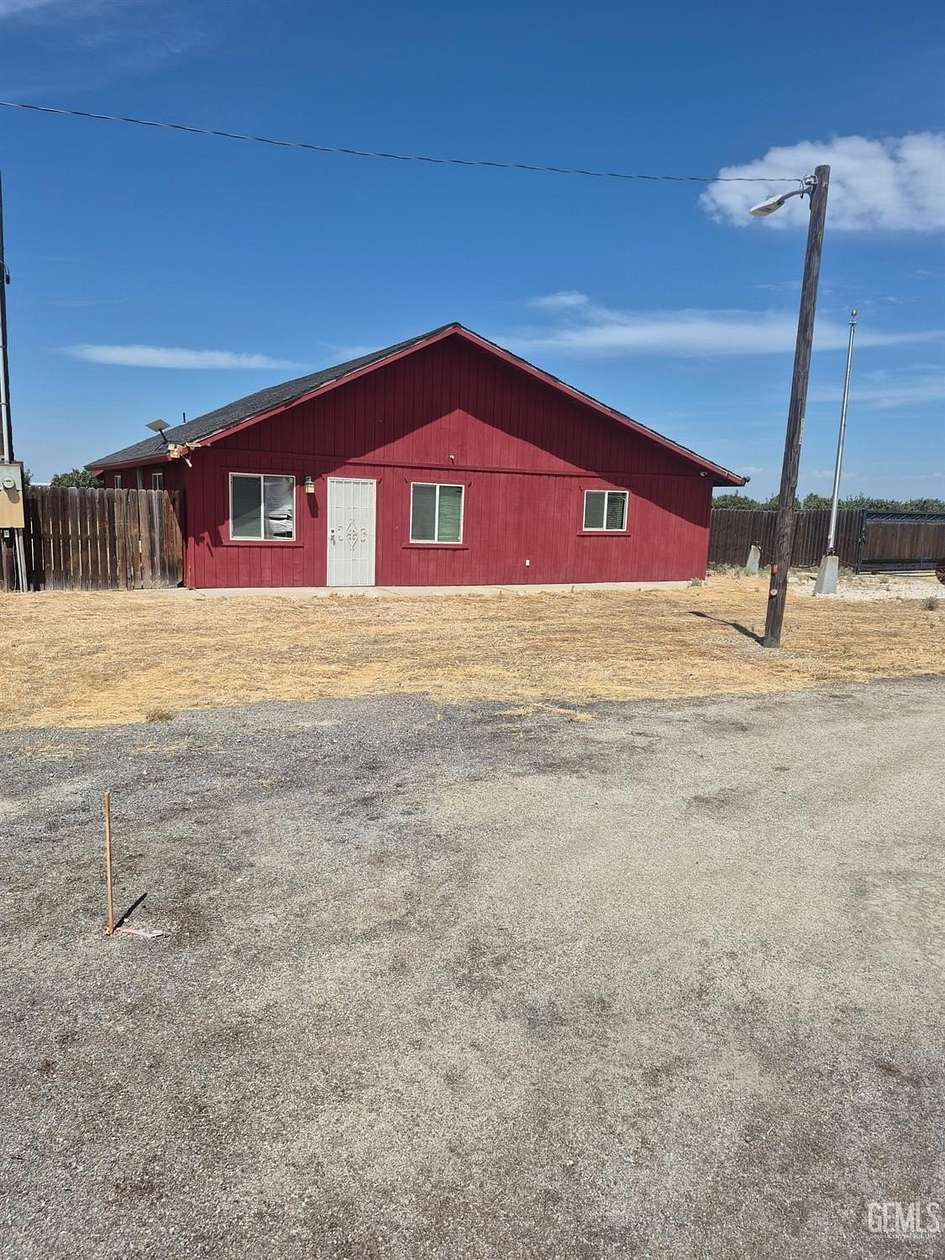 80 Acres of Recreational Land with Home for Sale in Wasco, California