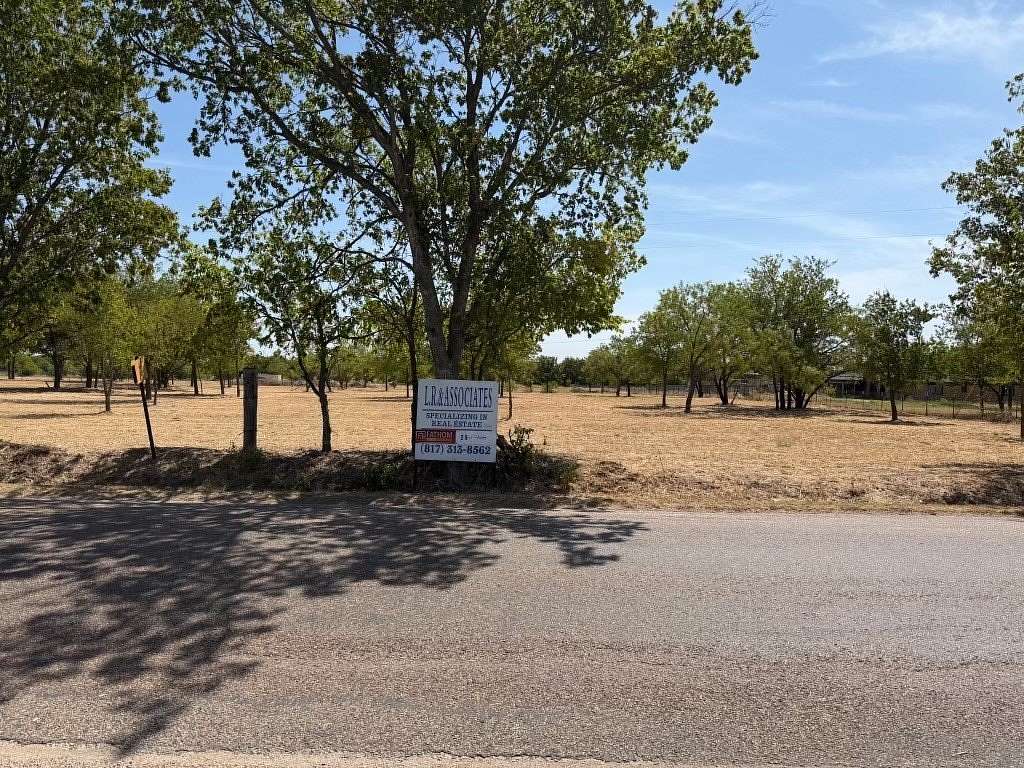 2.67 Acres of Residential Land for Sale in Godley, Texas