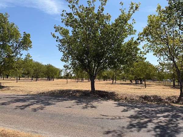 2.66 Acres of Residential Land for Sale in Godley, Texas