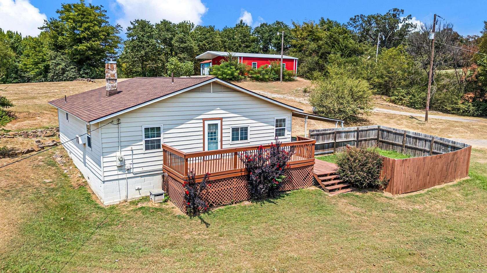 4 Acres of Improved Mixed-Use Land for Sale in Morrilton, Arkansas