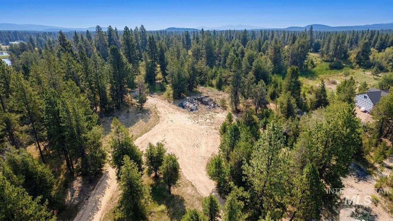 3.22 Acres of Residential Land for Sale in Cascade, Idaho
