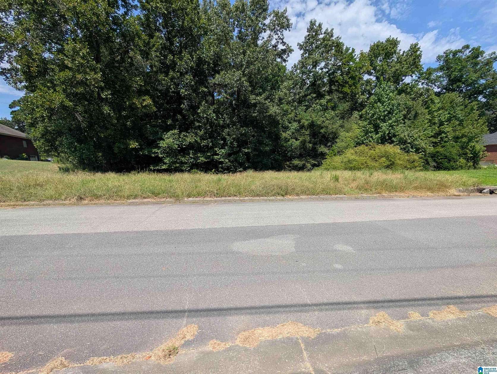 0.98 Acres of Residential Land for Sale in Hueytown, Alabama