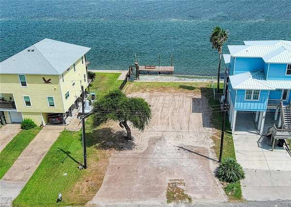 0.18 Acres of Residential Land for Sale in Rockport, Texas