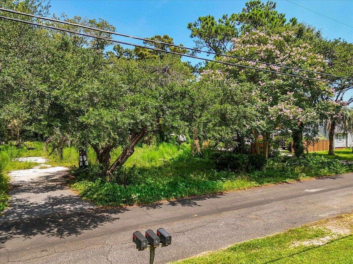 0.25 Acres of Residential Land for Sale in Charleston, South Carolina