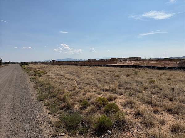 2.77 Acres of Mixed-Use Land for Sale in Santa Fe, New Mexico