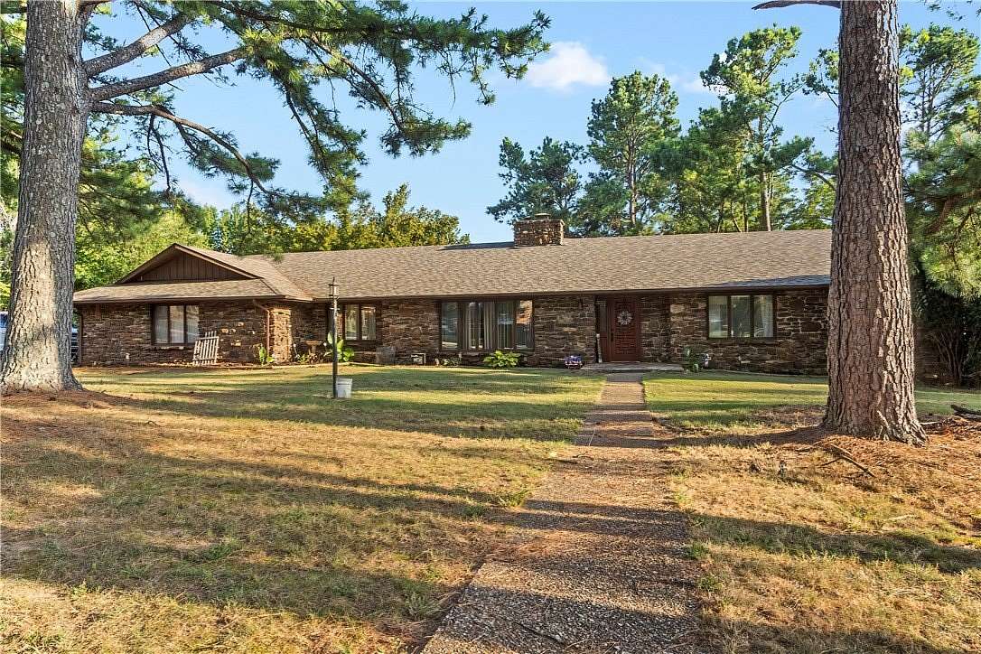 1.58 Acres of Land with Home for Sale in Harrison, Arkansas