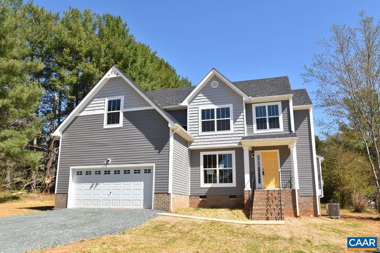 1.76 Acres of Land with Home for Sale in Louisa, Virginia