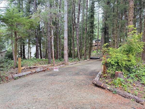 0.37 Acres of Residential Land for Sale in Florence, Oregon