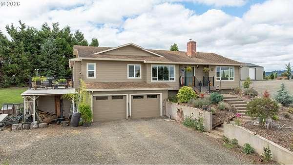 10.2 Acres of Land with Home for Sale in Gaston, Oregon