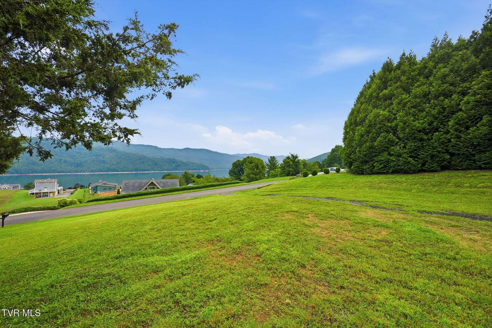 1.1 Acres of Residential Land for Sale in Butler, Tennessee
