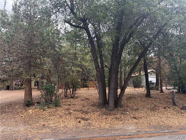 0.14 Acres of Residential Land for Sale in Sugarloaf, California