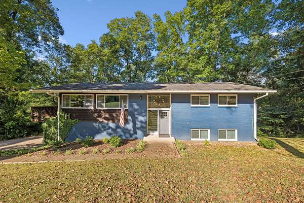1.6 Acres of Land with Home for Sale in Kingston Springs, Tennessee