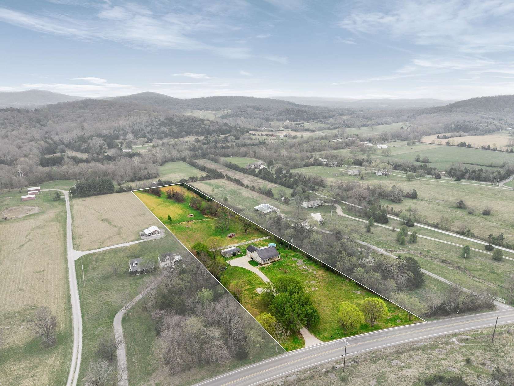 5 Acres of Land with Home for Sale in Milton, Tennessee