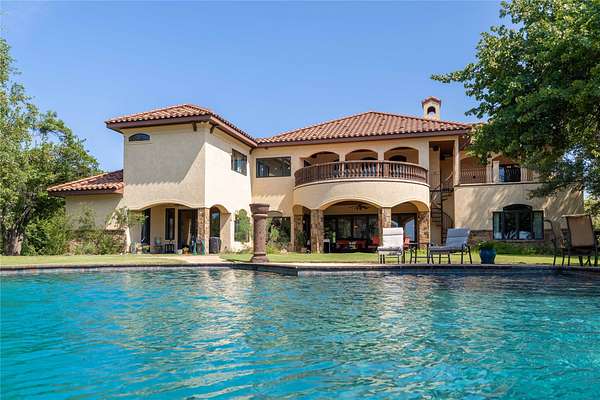508 Acres of Land with Home for Sale in May, Texas