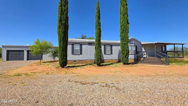 5 Acres of Land with Home for Sale in Hereford, Arizona