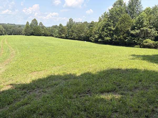 5.75 Acres of Land for Sale in Columbia, Kentucky