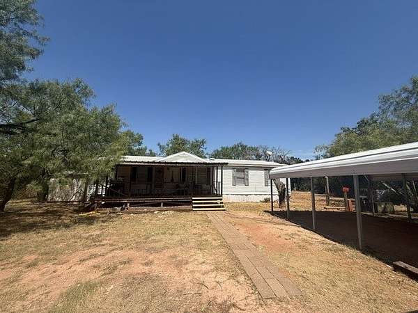 1.66 Acres of Land with Home for Lease in Buffalo Gap, Texas
