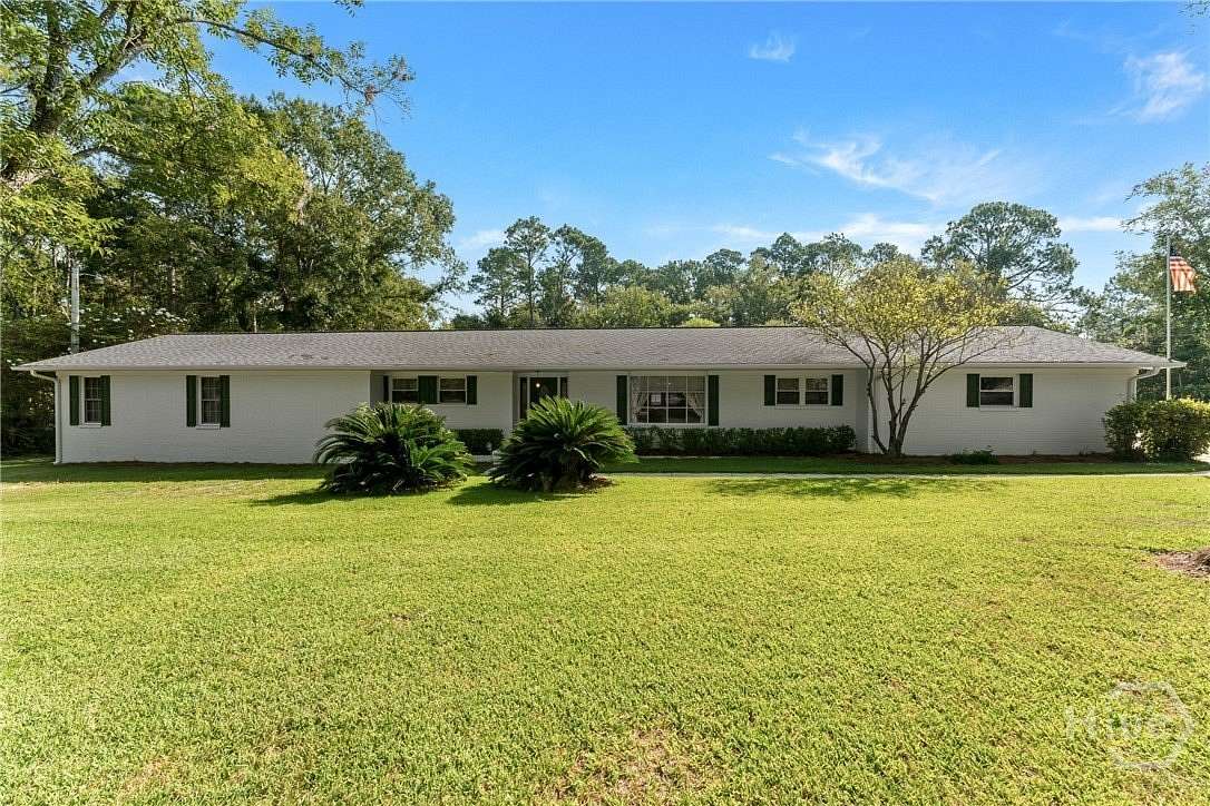 4.7 Acres of Land with Home for Sale in Lyons, Georgia
