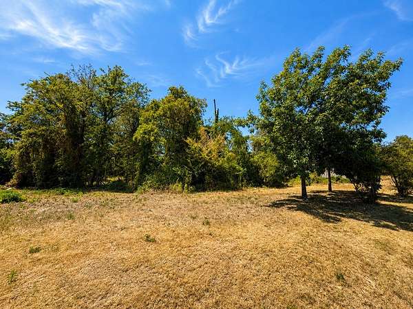 0.09 Acres of Mixed-Use Land for Sale in Fort Worth, Texas
