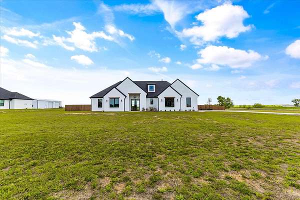 2 Acres of Land with Home for Sale in Grandview, Texas