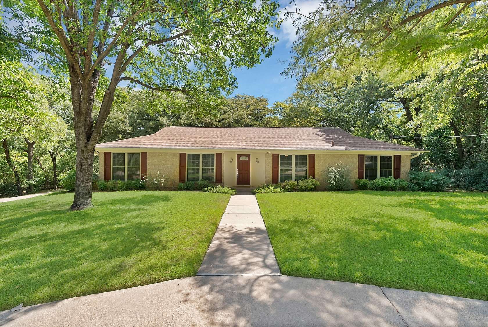 1.76 Acres of Land with Home for Sale in Fort Worth, Texas
