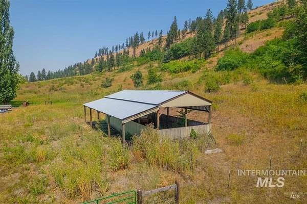 30.5 Acres of Land for Sale in Kamiah, Idaho