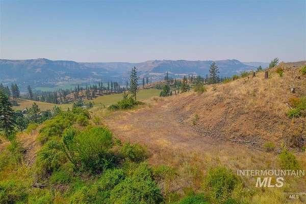 5.33 Acres of Residential Land for Sale in Kamiah, Idaho