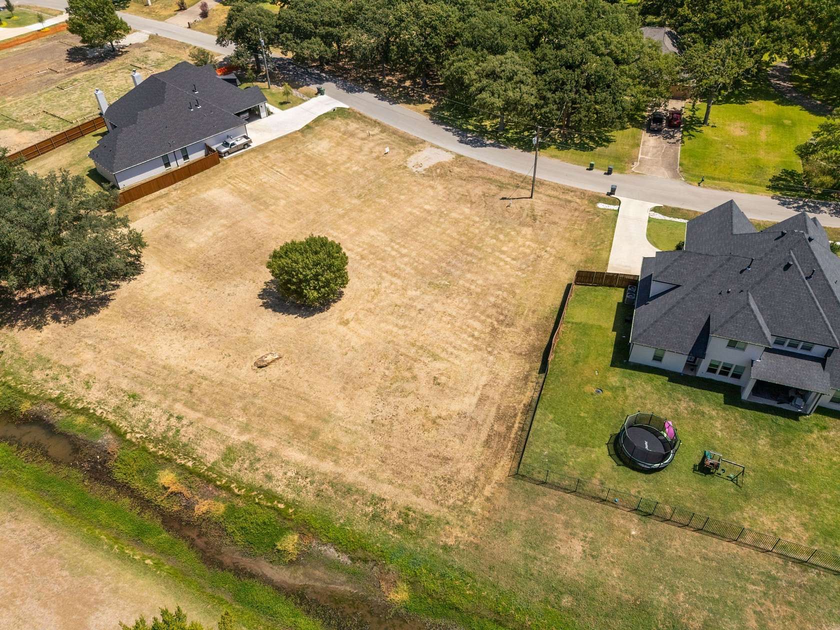 0.34 Acres of Residential Land for Sale in Arlington, Texas