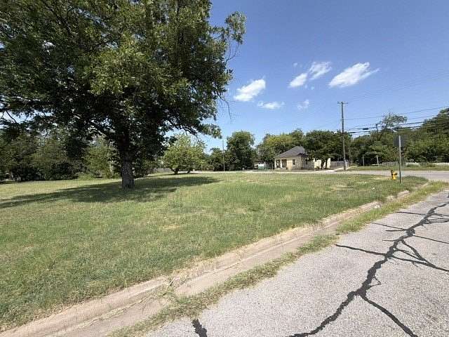 0.57 Acres of Mixed-Use Land for Sale in Waco, Texas