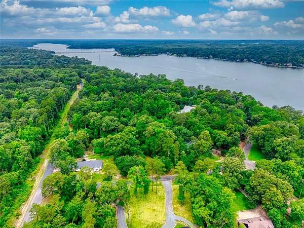 0.25 Acres of Residential Land for Sale in Scroggins, Texas