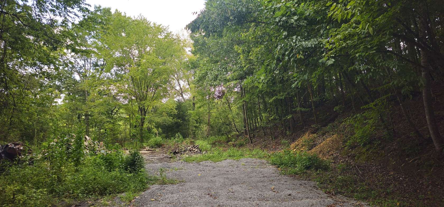 2.43 Acres of Residential Land for Sale in Goodlettsville, Tennessee