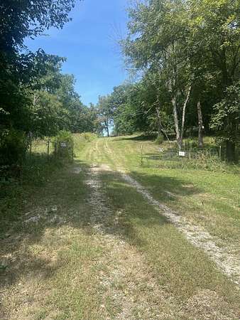 10 Acres of Residential Land for Sale in Brighton, Missouri